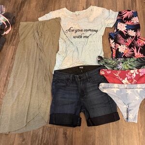 LAST CALL. MOVING SALE. Size small bundle